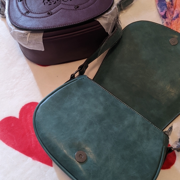 Paw Print Satchel Crossbody - Picture 4 of 12